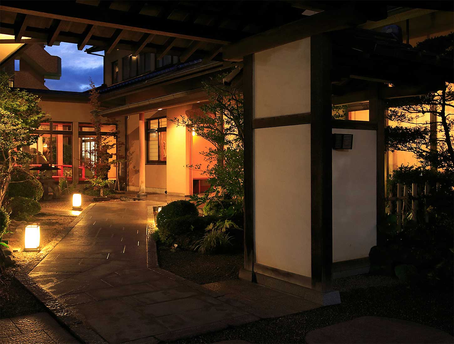 すき焼 しゃぶしゃぶ 京香